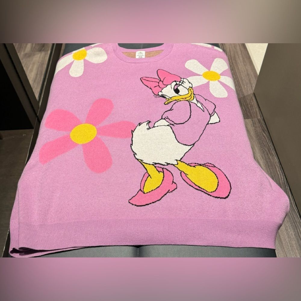 NWT Disney Parks Daisy Duck Flower Knit Pullover Sweatshirt Sweater Plus Size 3X - Picture 2 of 16